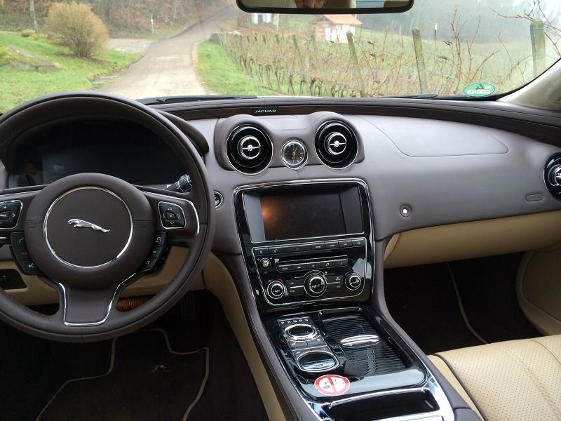 Jaguar XJ - Stilvolle Raubkatze als Alternative in der Oberklasse 2 Foto 3-8