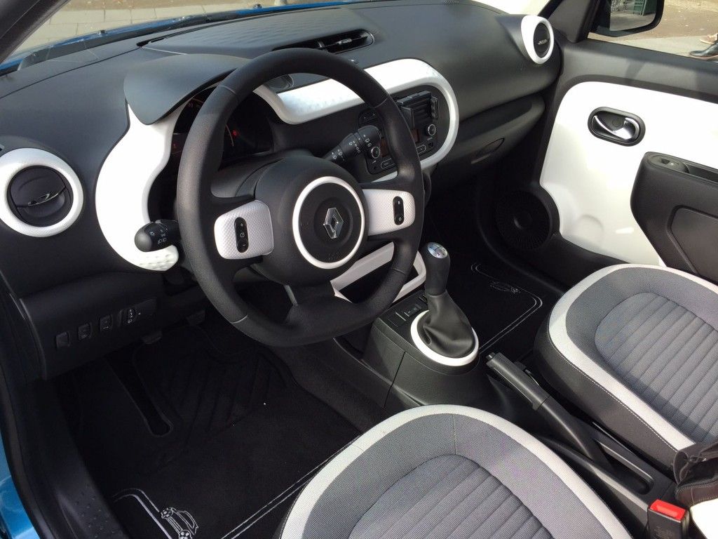Renault Twingo - Der schönere Smart? 3 Renault_Twingo_Innenraum