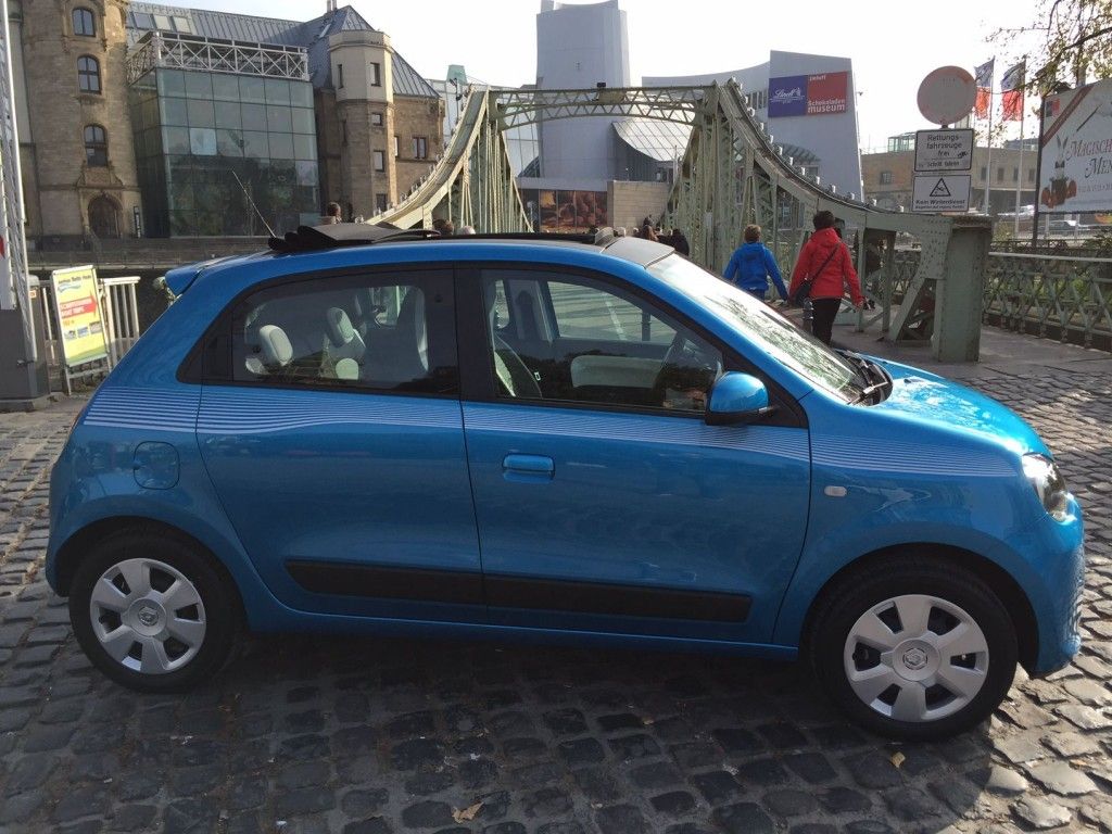 Renault Twingo - Der schönere Smart? 6 Renault_Twingo_Seite