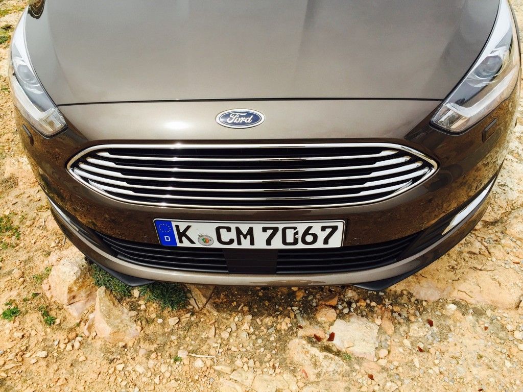 Familien werden den neuen Ford C-Max lieben 1 Familien werden den neuen Ford C-Max lieben