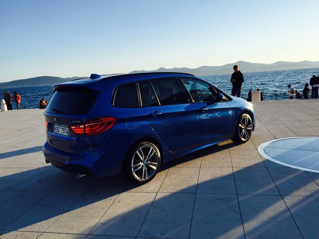 Der neue BMW 2er Gran Tourer - Auch Väter und Mütter wollen Premium! 8 5A
