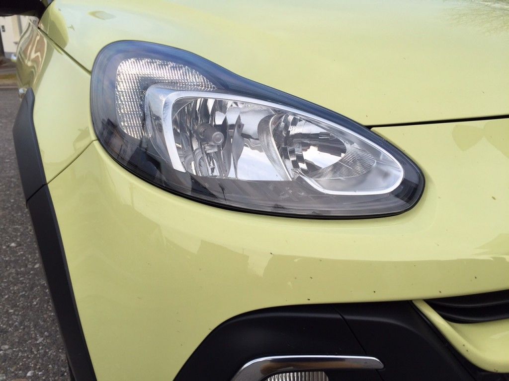 Die gezähmte Wildheit eines Drei-Tage-Bartes: Opel Adam Rocks, der Frauenheld 12 Opel Adam Licht