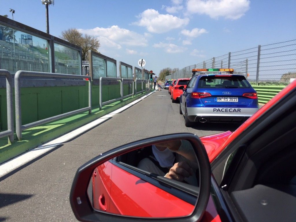 Rennwagen für Papi - Der neue Audi RS3 4 Audi RS3 Rennstrecke