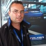 Reifen sind die Schuhe des Autos 3 Marketing und Sales Director,