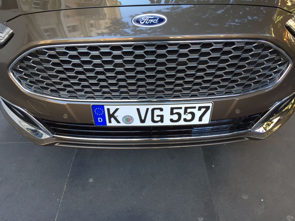 Ford Mondeo VIGNALE - Das Auto für Anspruchvolle 5 Ford Mondeo Vignale Kühlergrill