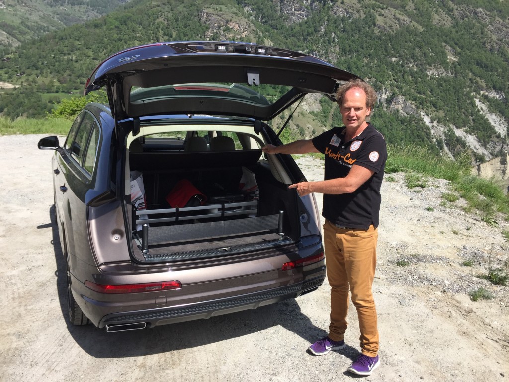Die ersten Fotos des brandneuen Audi Q7, der 2. Generation 5 Audi Q7, 2015