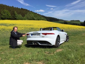 Jaguar F-Type nun auch mit Allradantrieb 3 der-Autotester