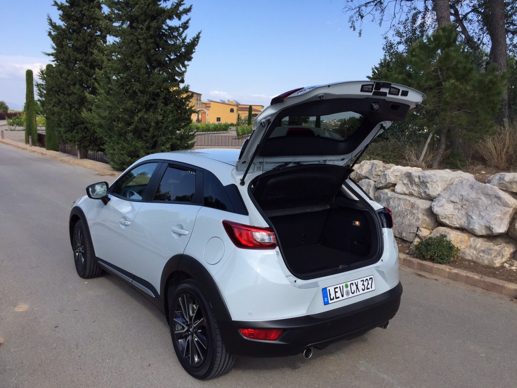 Mazda CX-3 - Kleiner Crossover bildschön 12 der-Autotester