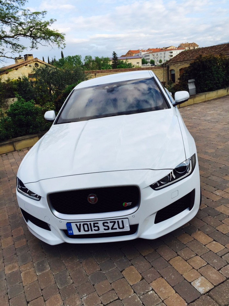 Der brandneue Jaguar XE - Britische Raubkatze jagt bayrische Weißwurst 2 Jaguar XE