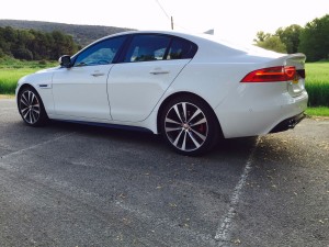 Der brandneue Jaguar XE - Britische Raubkatze jagt bayrische Weißwurst 10 der-Autotester