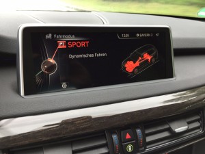 Der BMW X5 eDrive - Benzinmotor und Elektromotor in kongenialer Verbindung 13 der-Autotester