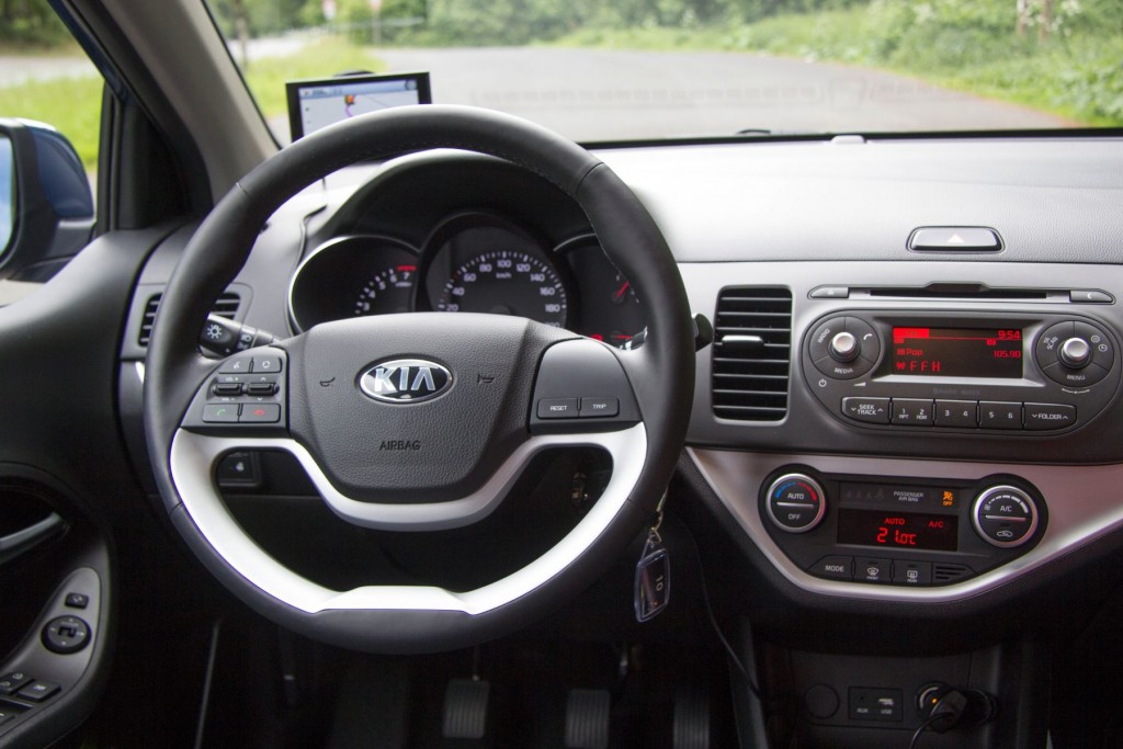 Der überarbeitete Kia Picanto - Frischeres Design und Gasantrieb 7 Kia Picanto Spirit Innenraum
