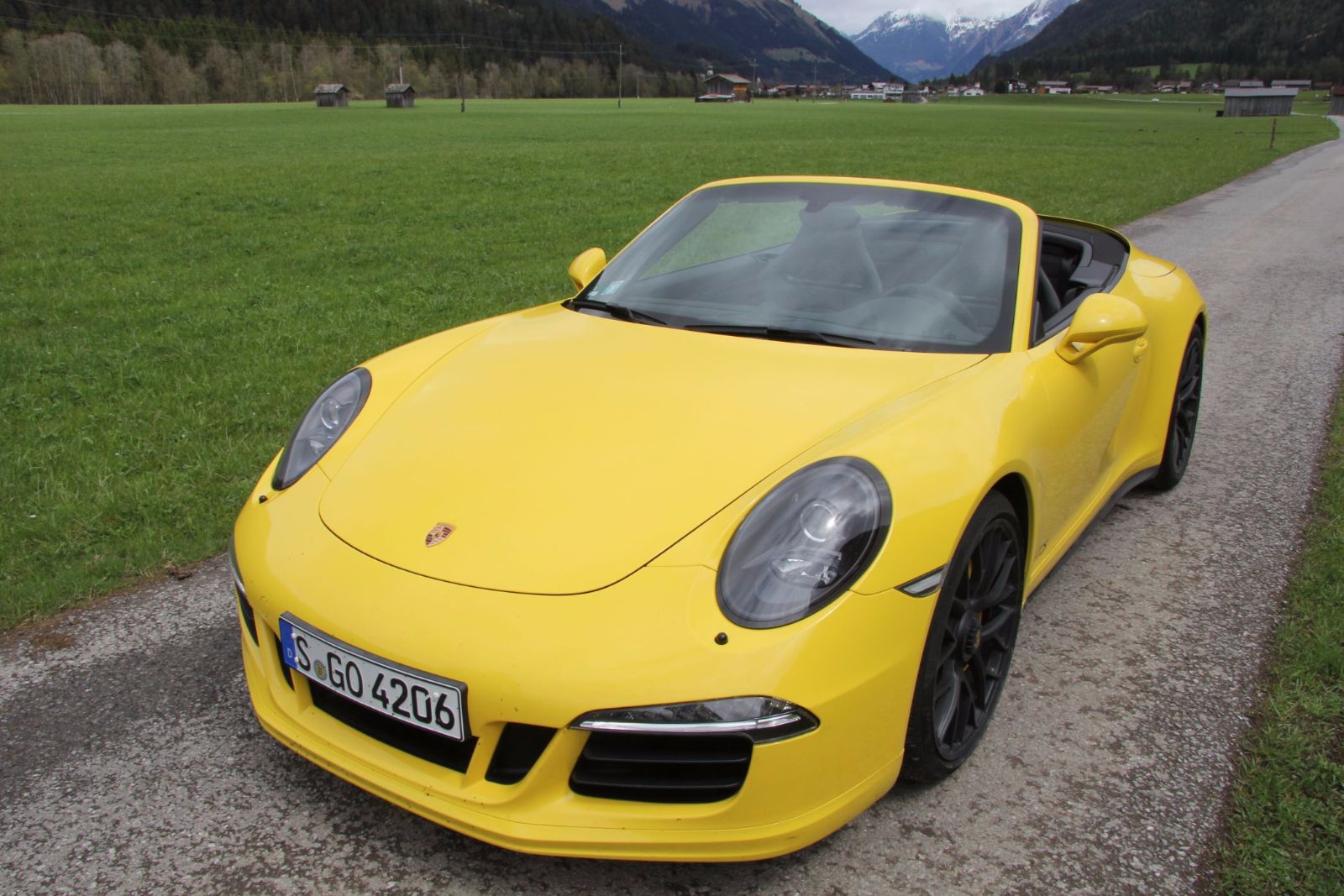 Männertraum - Porsche 911 Carrera GTS Cabrio 7 der-Autotester