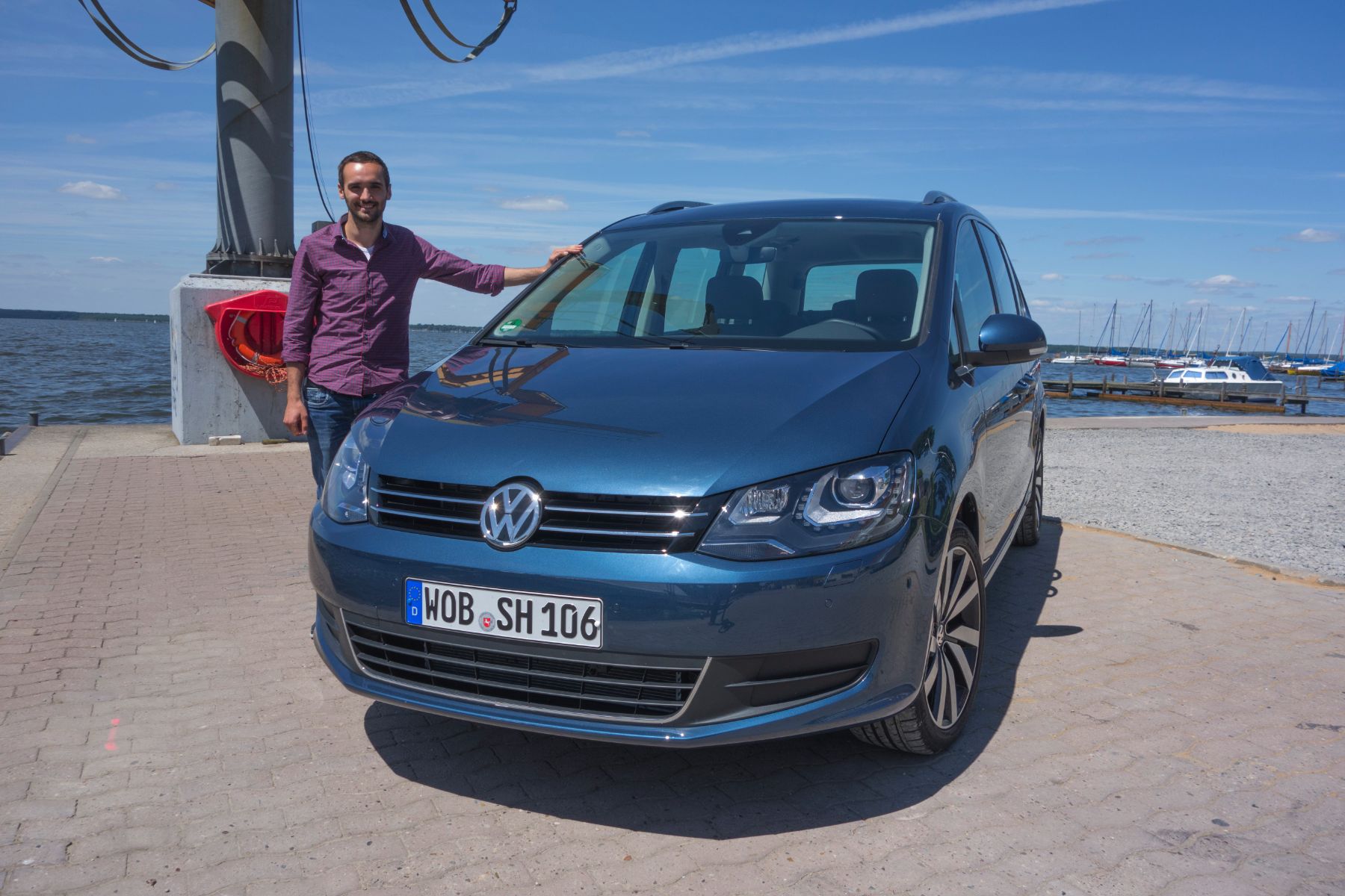 Der Raumgleiter fürs Volk jetzt mit neuster Technik 5 VW Sharan 2015 Autotester Bastian Meger
