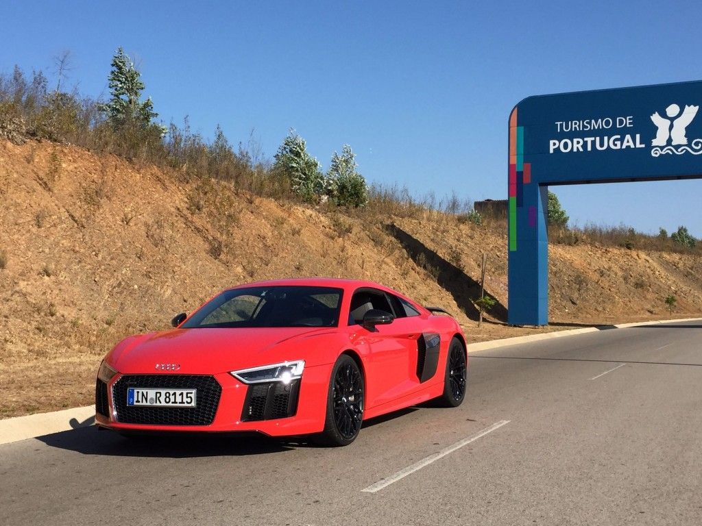 Audi R8 V10 plus - Motorensound zum Niederknien 19 der-Autotester