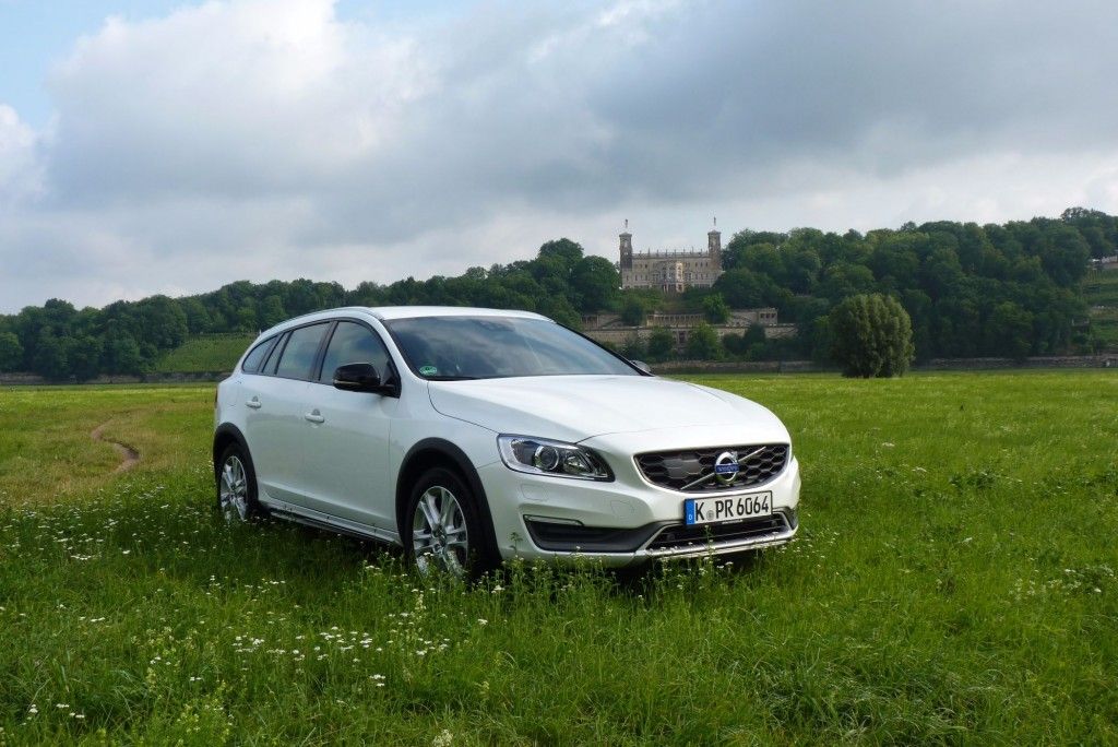Volvo hat geländegängigen Zuwachs bekommen 21 der-Autotester