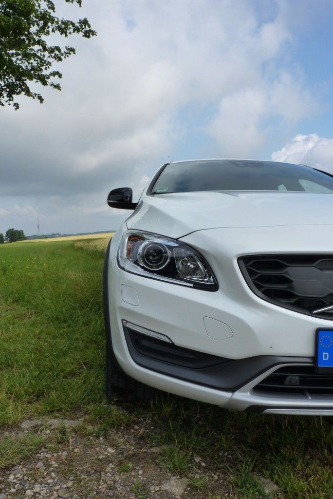 Volvo hat geländegängigen Zuwachs bekommen 19 der-Autotester