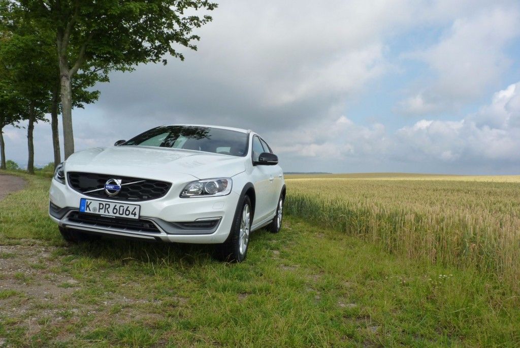 Volvo hat geländegängigen Zuwachs bekommen 18 der-Autotester
