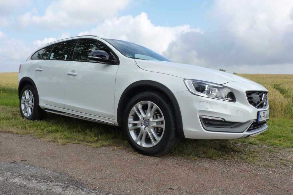 Volvo hat geländegängigen Zuwachs bekommen 17 der-Autotester