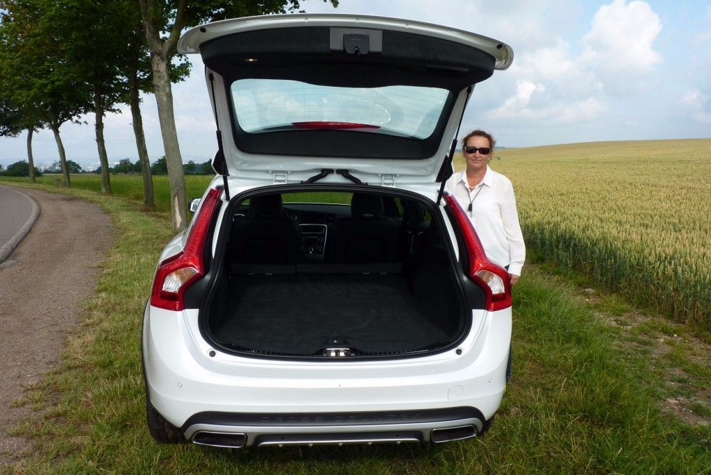 Des Lehrers neue Lieblinge ?- Volvo V60 und S60 Cross Country 2 Volvo V60 Ctoss Country D4 AWD 2015