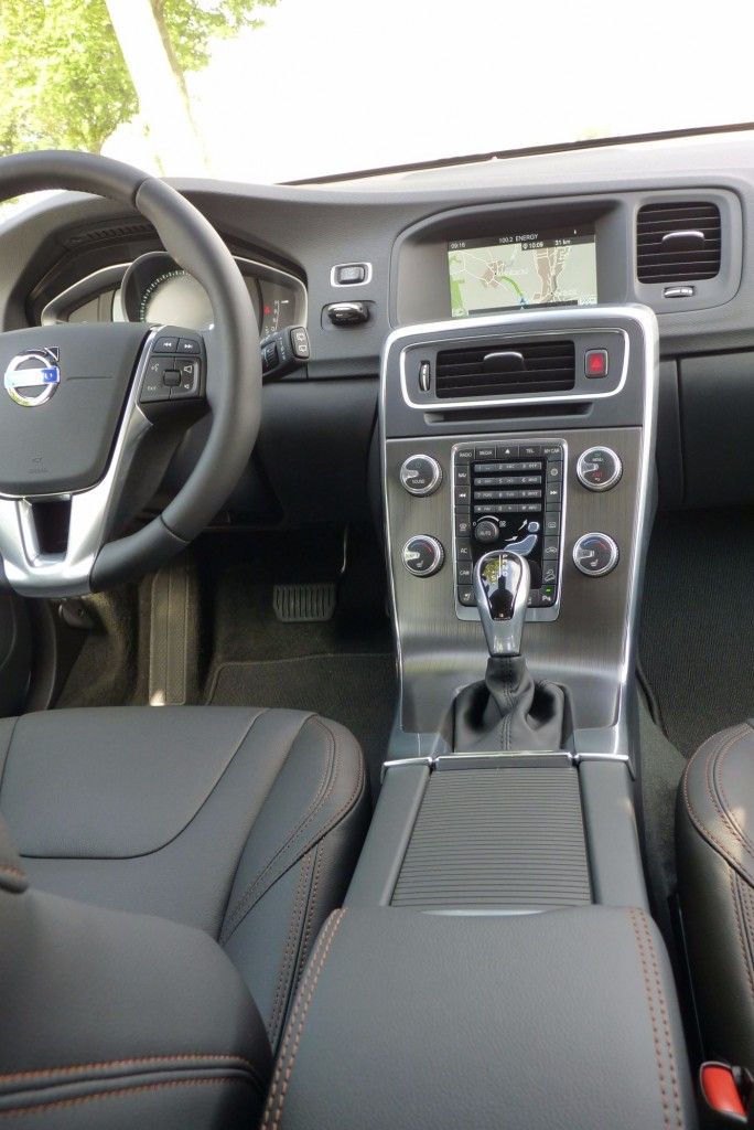 Volvo hat geländegängigen Zuwachs bekommen 12 der-Autotester