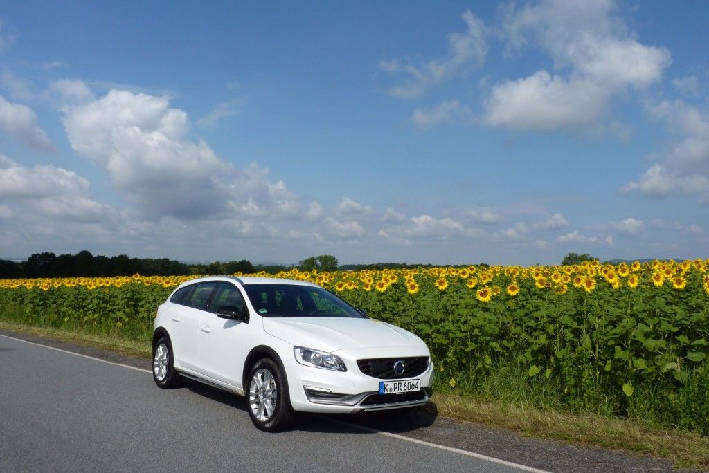 Des Lehrers neue Lieblinge ?- Volvo V60 und S60 Cross Country 1 Volvo V60 Ctoss Country D4 AWD 2015