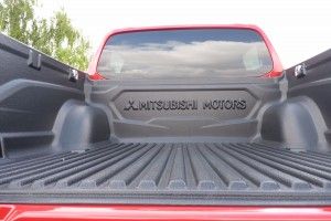 Der Mitsubishi L200 - Wer sagt eigentlich, nur Männer dürfen Pick-ups fahren? 13 der-Autotester