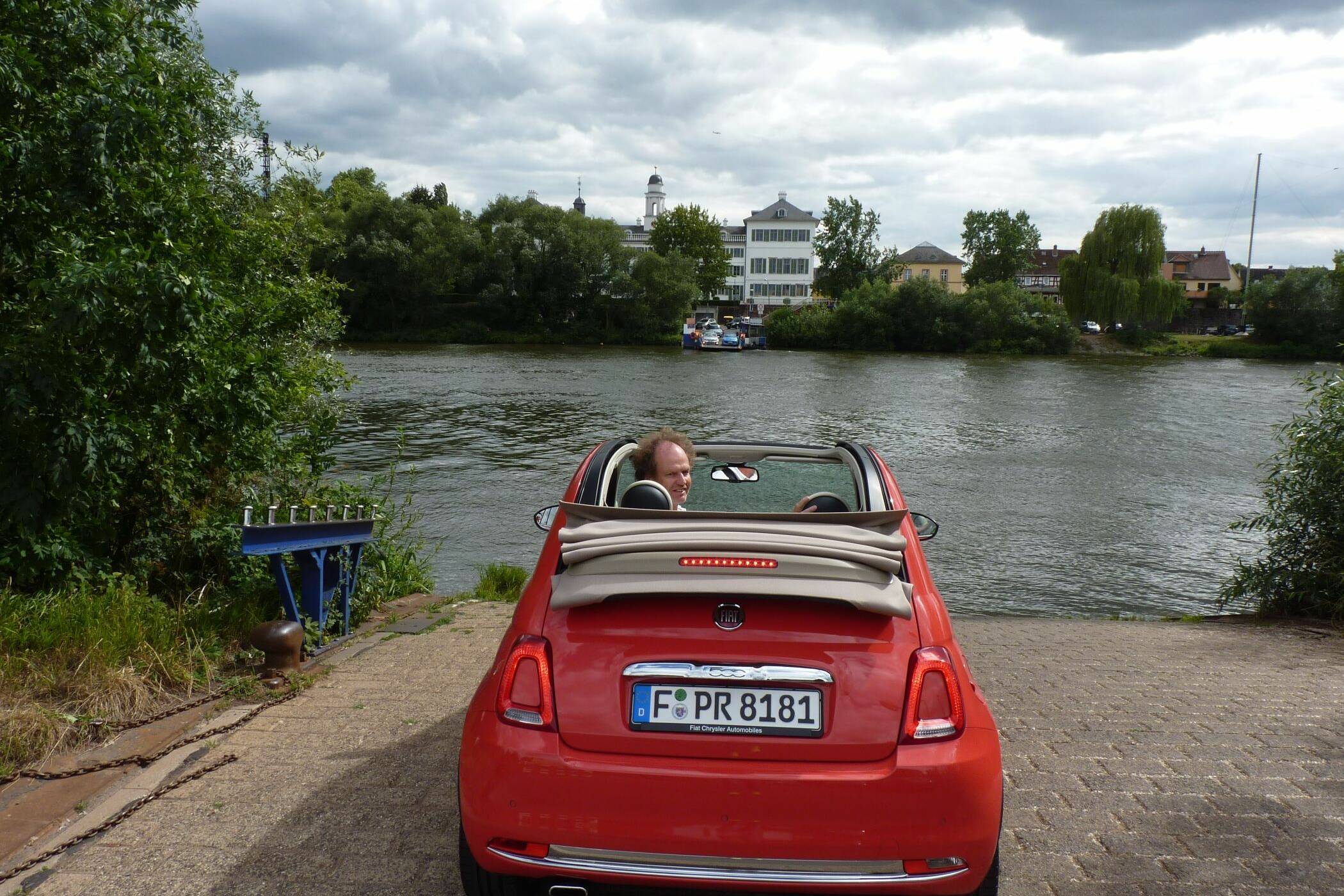 Im Main er- und aufgefrischt - Der Fiat 500 6 der-Autotester