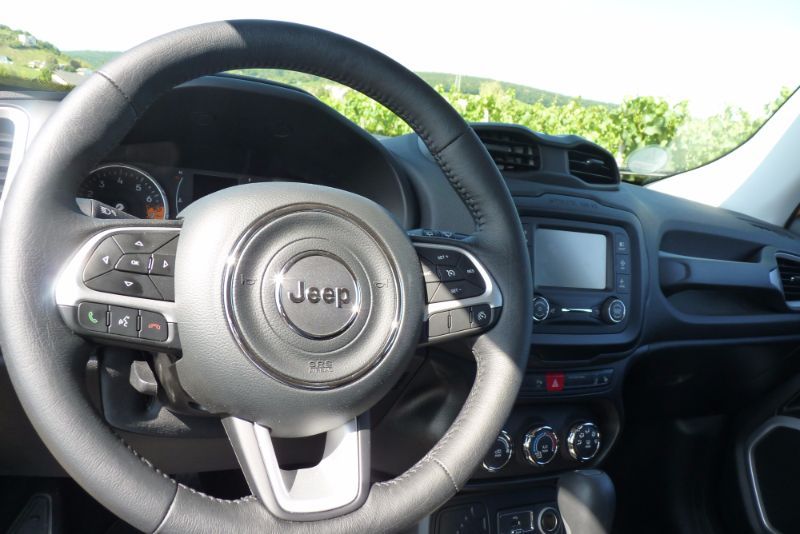 Jeep Renegade nun auch mit Doppelkupplung 11 der-Autotester