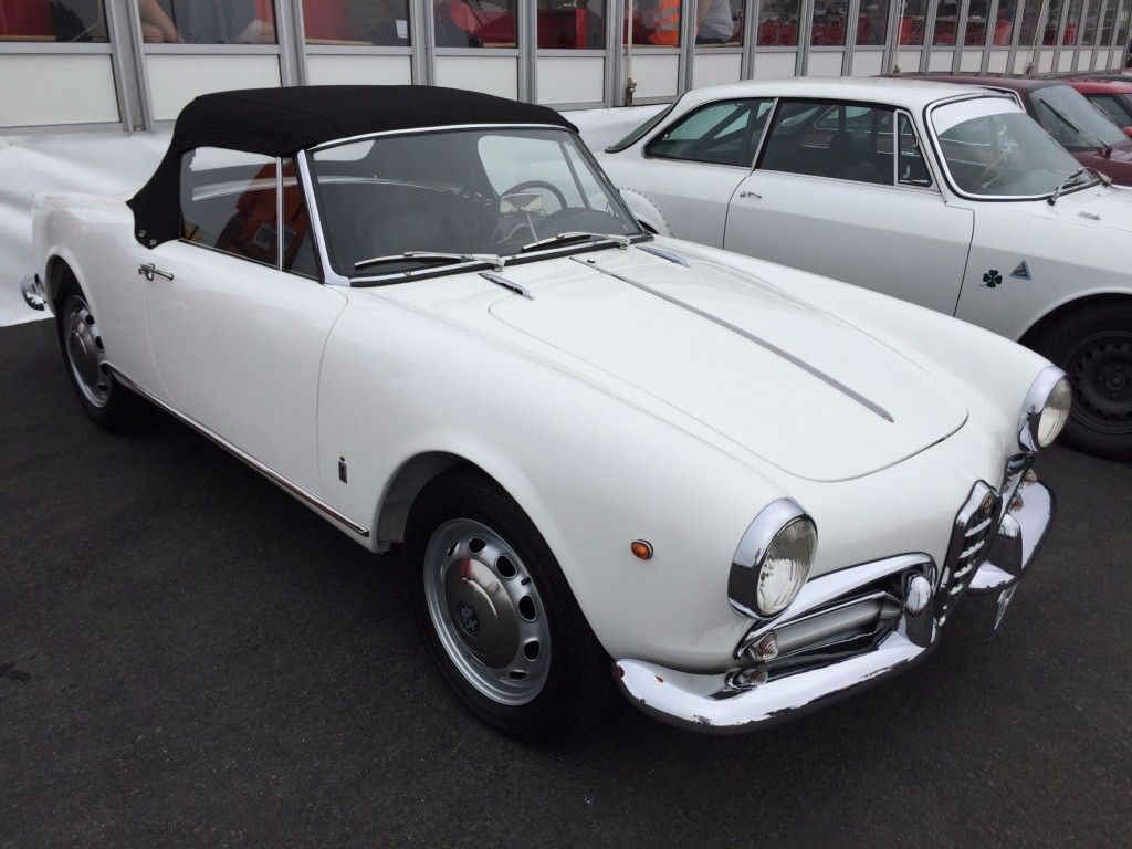 Automobile Schätze auf dem Nürburgring - Oldtimer-Grand-Prix 1 der-Autotester
