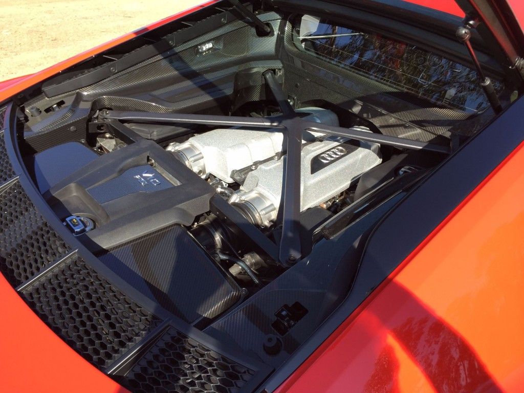 Vorsicht! Suchtgefahr - Der neue Audi R8 22 der-Autotester