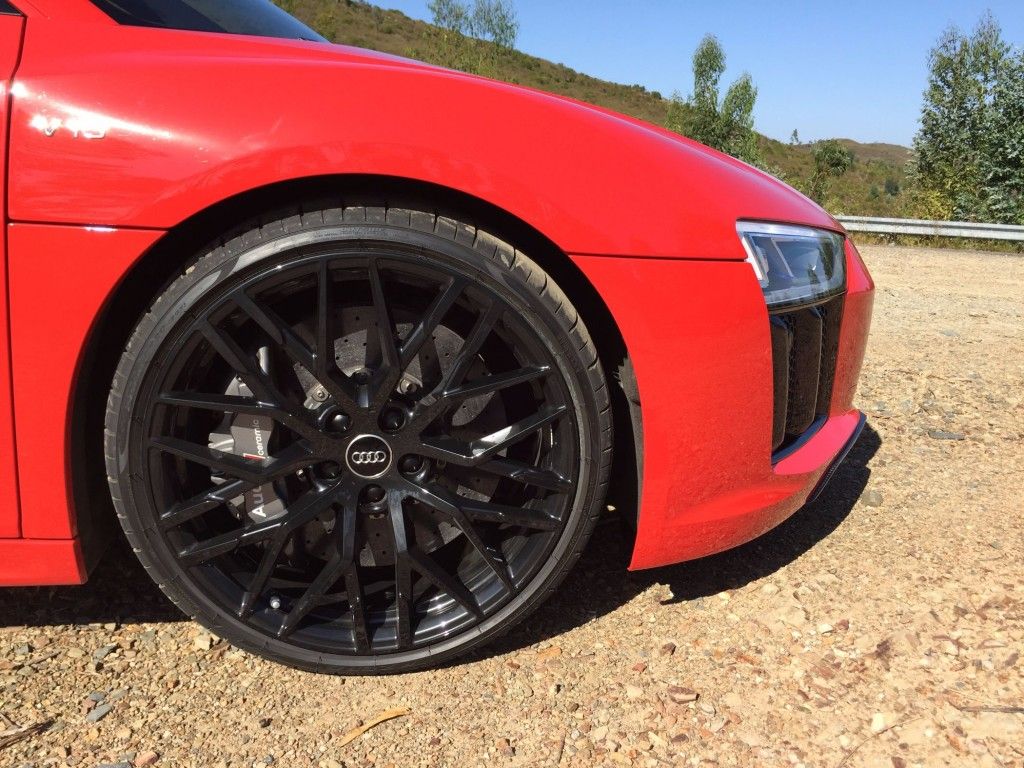 Vorsicht! Suchtgefahr - Der neue Audi R8 10 der-Autotester