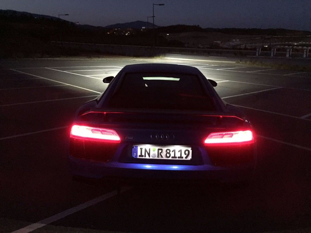 Vorsicht! Suchtgefahr - Der neue Audi R8 15 der-Autotester