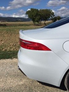 Der neue Jaguar XF: Business-Class-Herausforderer am Puls der Zeit 13 der-Autotester