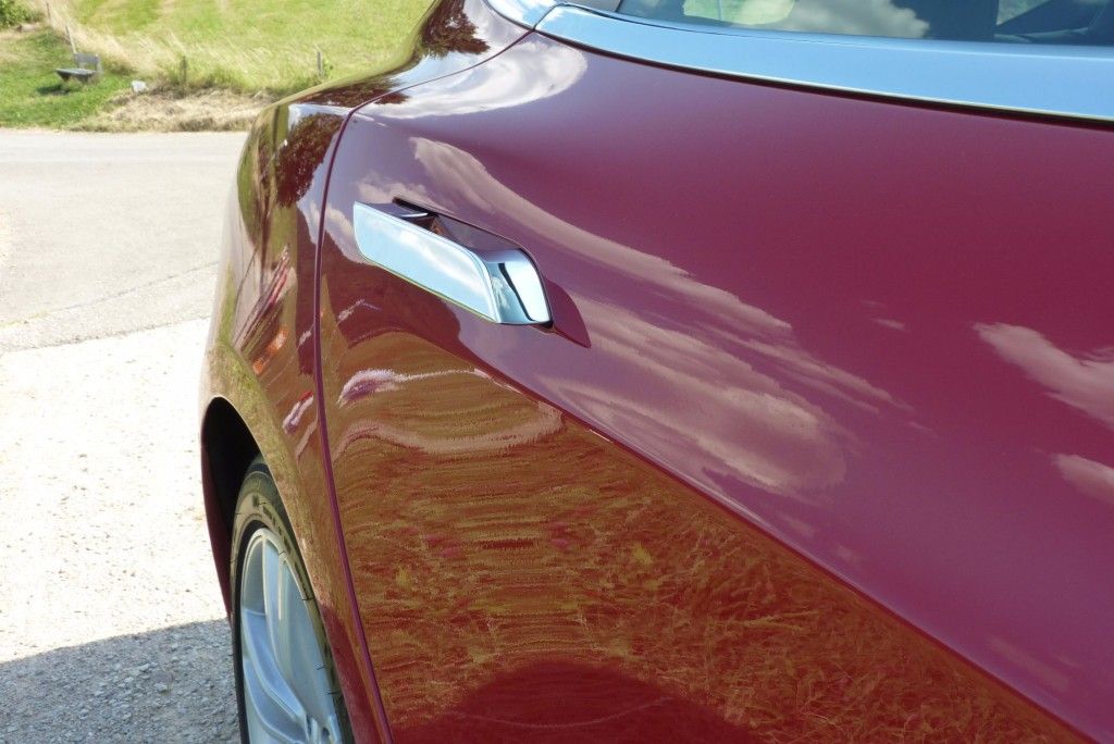 Das Tesla Model S - geht ab wie Schmitz Katze 14 der-Autotester