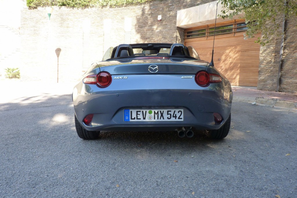 Der neue Mazda MX-5: Roadster, der Emotionen weckt 11 der-Autotester