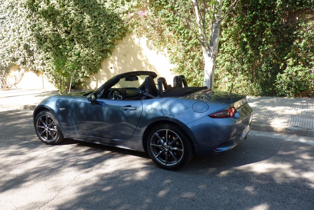 Der neue Mazda MX-5: Roadster, der Emotionen weckt 2 der-Autotester