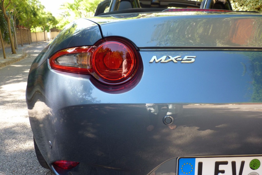 Der neue Mazda MX-5: Vernunft ist schließlich nicht alles im Leben 17 Mazda MX-5-2015 G