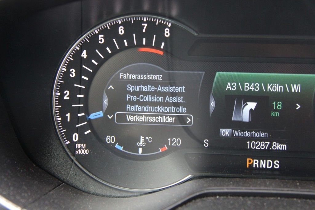 Assistenz- und Sicherheits-Systeme im neuen Ford Mondeo 1 Ford Mondeo Turnier Fahrassistenz