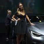 IAA 2015: Die schönsten Messegirls - Deine Favoritin? 28 der-Autotester