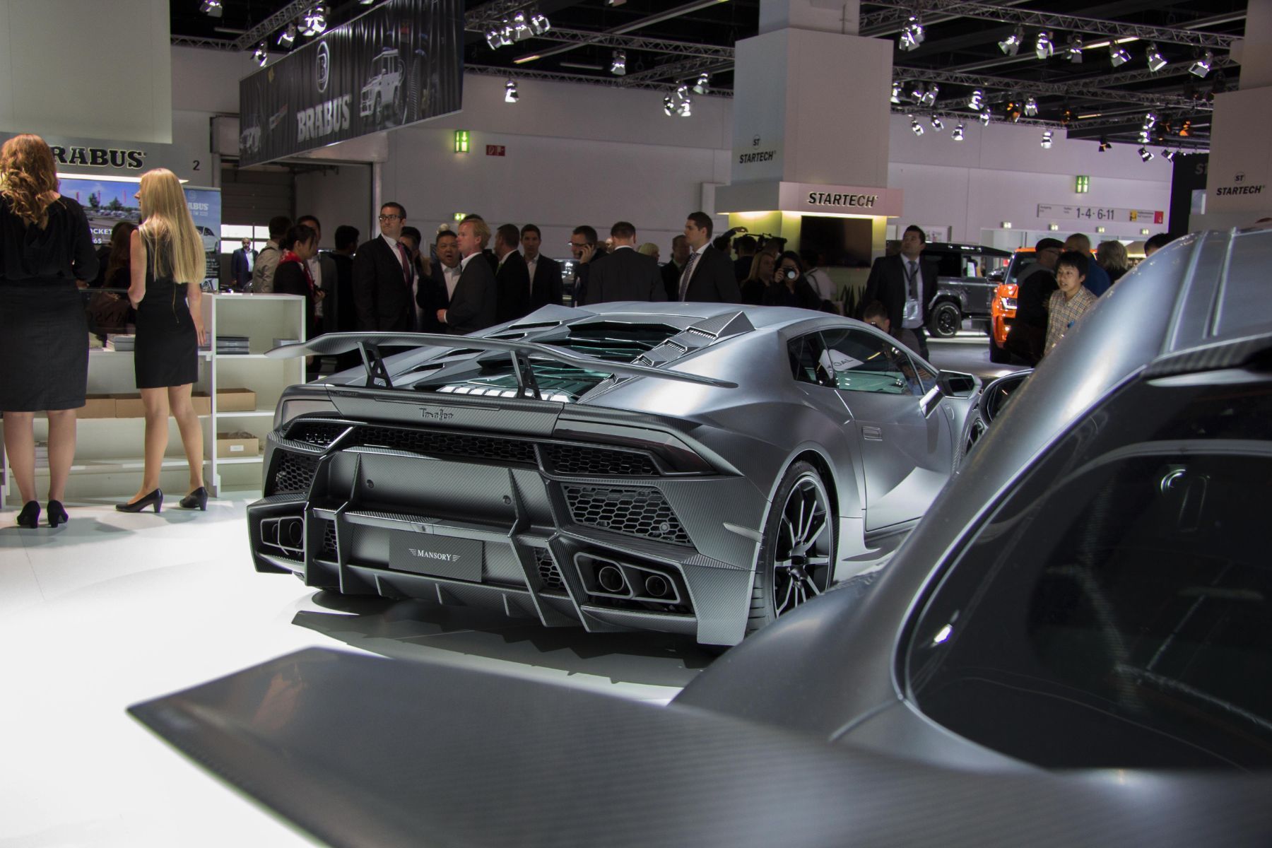 IAA 2015: Carbon im Überfluss bei Mansory 8 der-Autotester