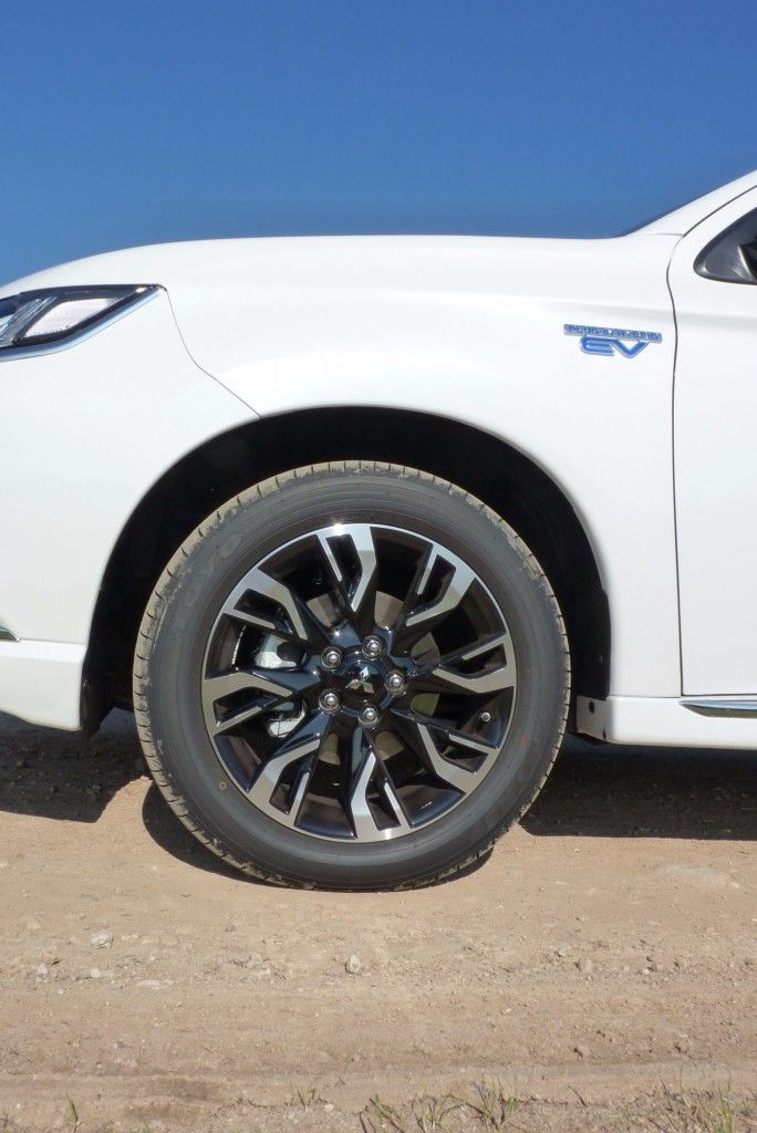 Der neue Outlander Plug-in Hybrid - Mitsubishi für das ökologische Gewissen 17 der-Autotester