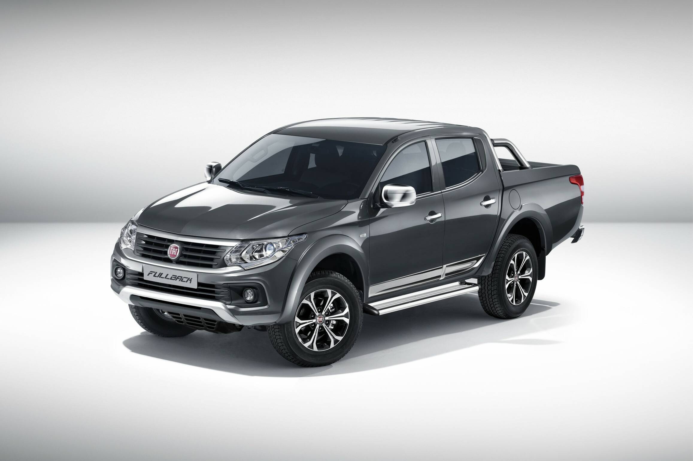 Fiat zeigt neuen Pickup Fullback 10 der-Autotester