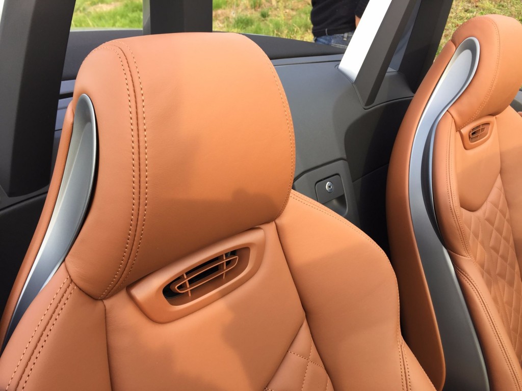 Audi TT Roadster - Klassiker neu aufgelegt 11 Audi TT Roadster Nackenheizung