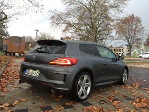 Scirocco R: Heißer Wüstenwind aus Wolfsburg 10 der-Autotester