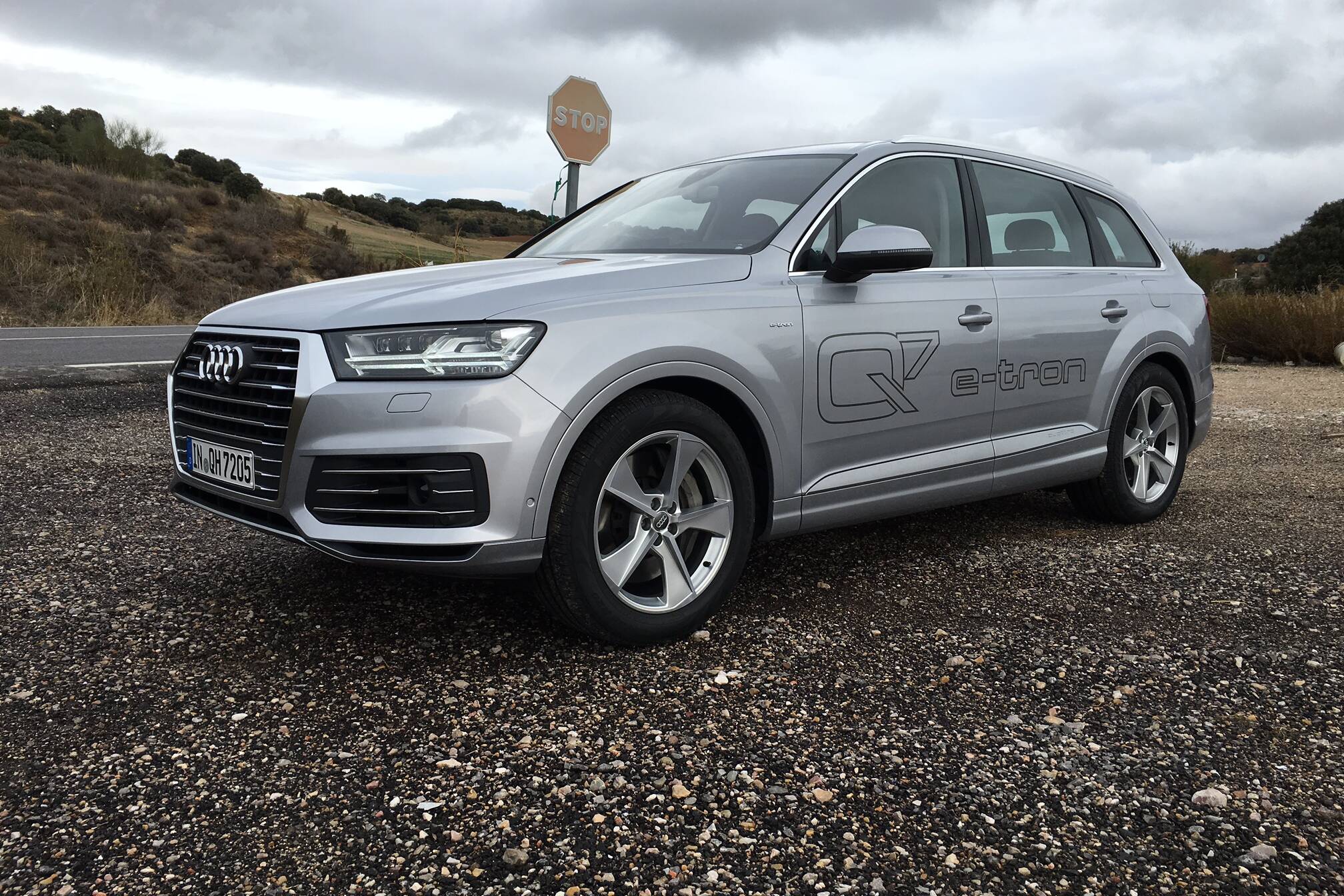 Der neue Audi Q7 e-tron: Das Dickschiff wird sozial-verträglich! 4 der-Autotester