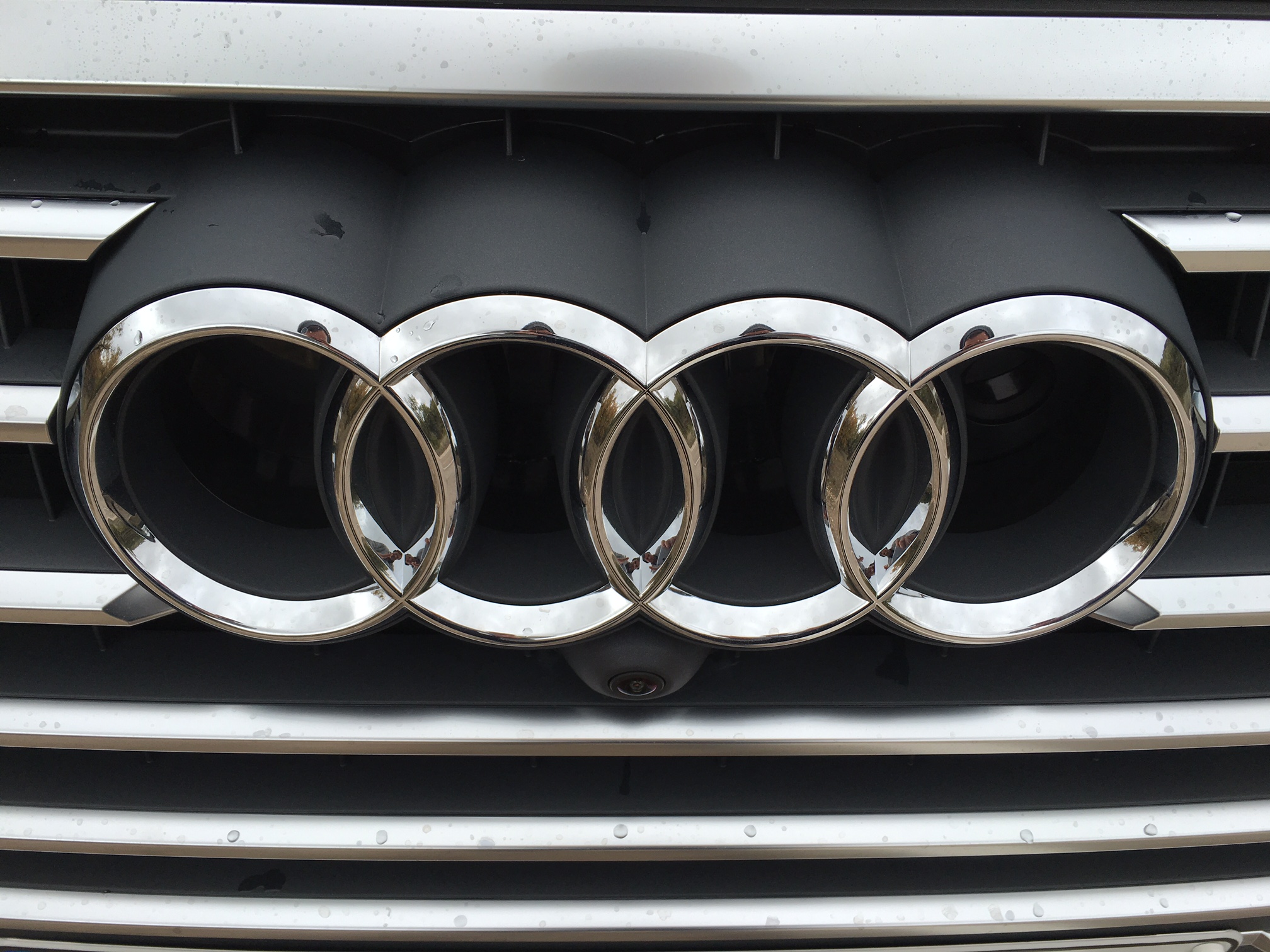 Der neue Audi Q7 e-tron: Das Dickschiff wird sozial-verträglich! 16 der-Autotester