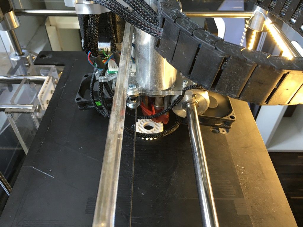 Ford nutzt den 3D-Druck expansiv 1 3D-Drucker im Einsatz