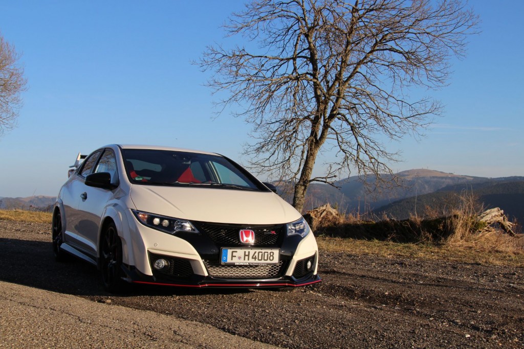 Honda Civic Type R – Radikaler Japaner 13 Honda Civic Type R 2015 Front