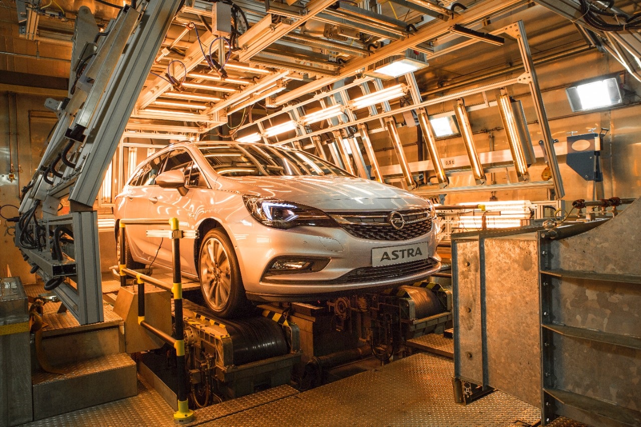 Opel steckt den Astra Sports Tourer einfach in die Klimakammer 4 der-Autotester